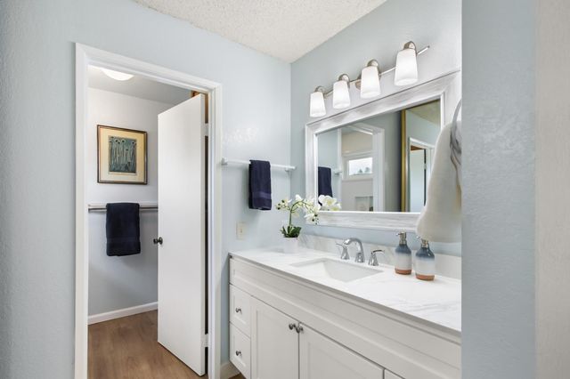3178 Osuna Way, Sacramento, CA 95833