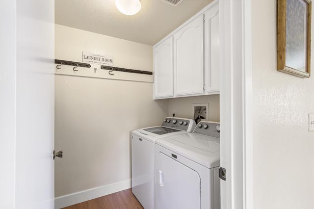 3178 Osuna Way, Sacramento, CA 95833