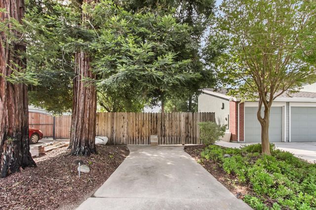 3178 Osuna Way, Sacramento, CA 95833