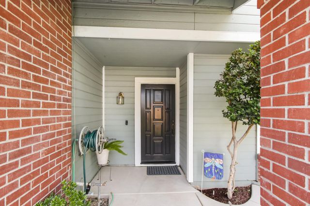 3178 Osuna Way, Sacramento, CA 95833