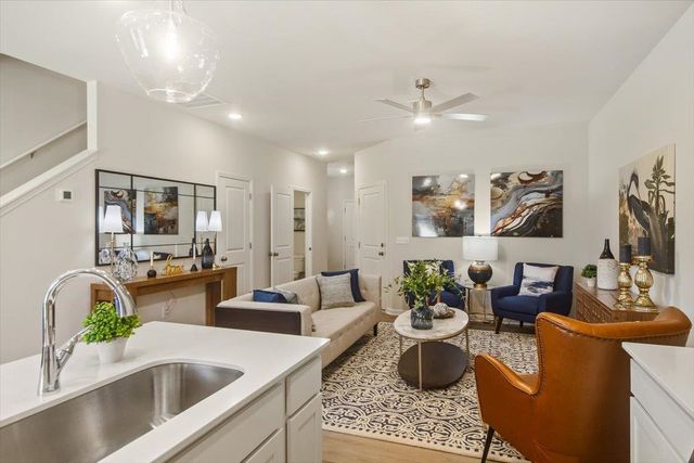 2033 Hillman Way, Roebuck, SC 29376