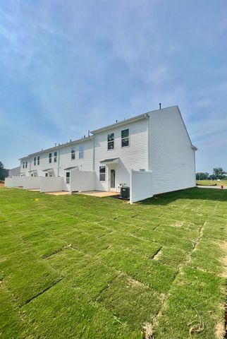 2033 Hillman Way, Roebuck, SC 29376