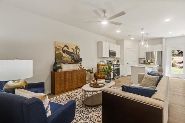 2033 Hillman Way, Roebuck, SC 29376