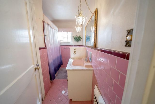 2218 Chapman Street, Houston, TX 77009