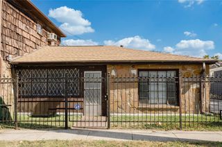 2218 Chapman Street, Houston, TX 77009