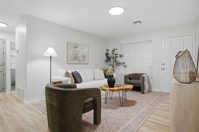 1517 SW 80th Street, Oklahoma City, OK 73159