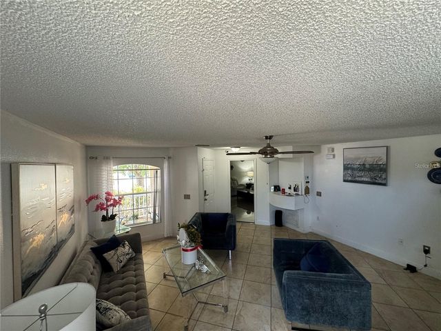 2112 JESSA DRIVE, Kissimmee, FL 34743