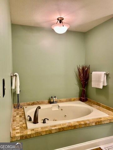 215 Pineywood Road, Griffin, GA 30224