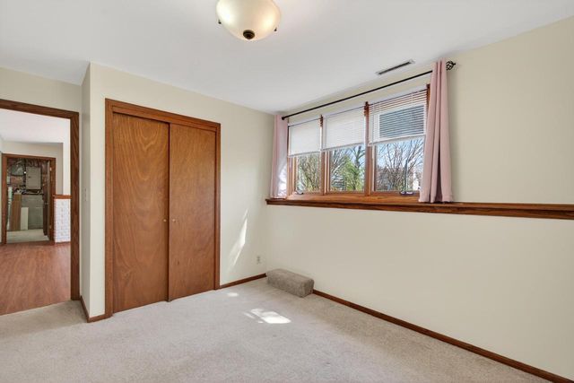 N61W23893 Sumac LANE, Sussex, WI 53089