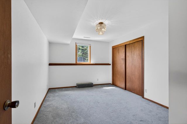 N61W23893 Sumac LANE, Sussex, WI 53089