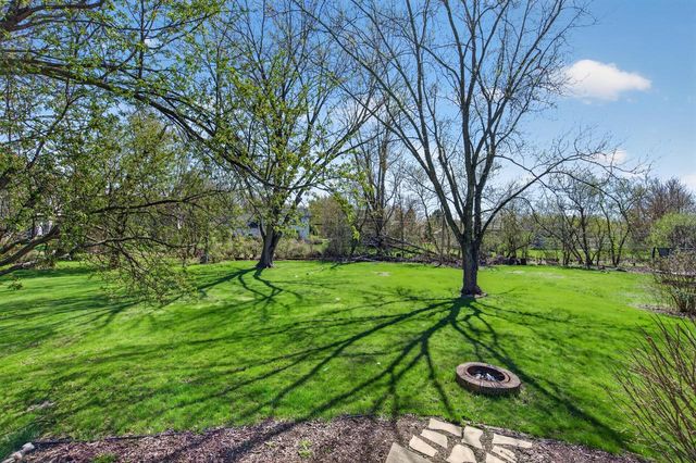 N61W23893 Sumac LANE, Sussex, WI 53089