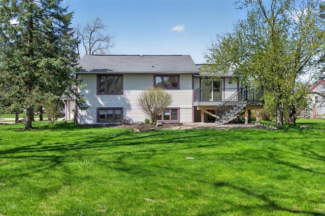 N61W23893 Sumac LANE, Sussex, WI 53089
