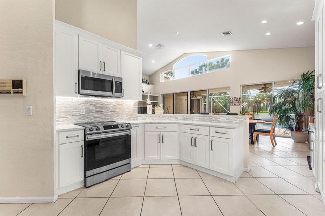 10654 Greenbriar Villa Drive, Lake Worth, FL 33449