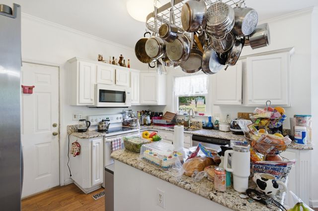 2204 Iroquois Pl, Thompsons Station, TN 37179