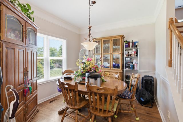 2204 Iroquois Pl, Thompsons Station, TN 37179