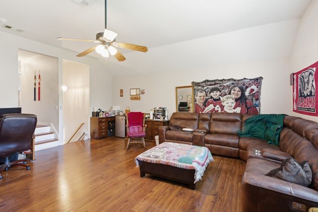 2204 Iroquois Pl, Thompsons Station, TN 37179