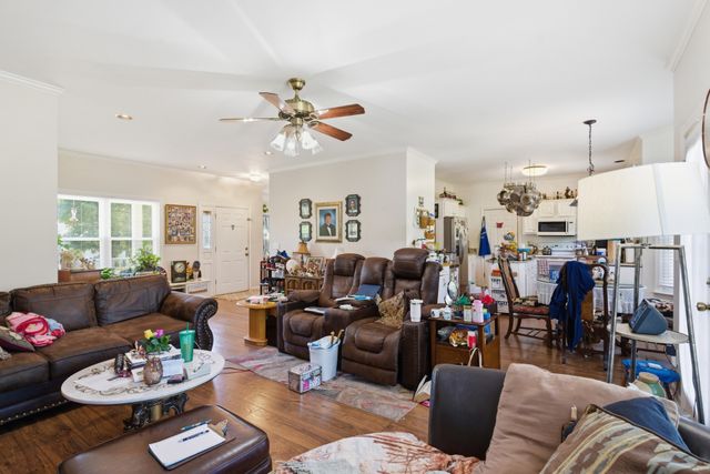 2204 Iroquois Pl, Thompsons Station, TN 37179