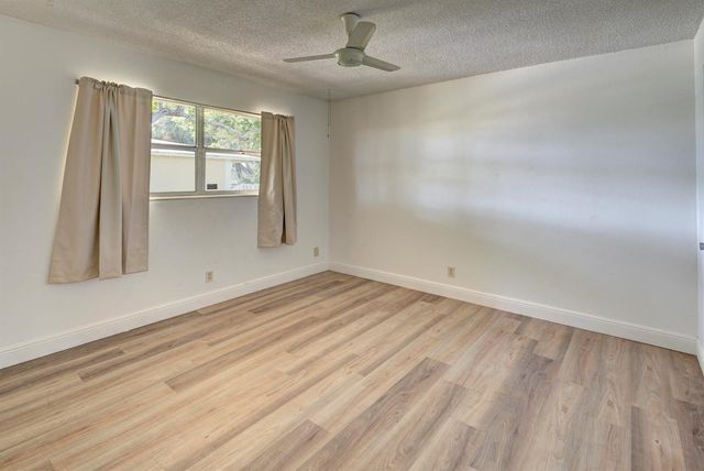 420 SE 2nd Avenue 23, Deerfield Beach, FL 33441