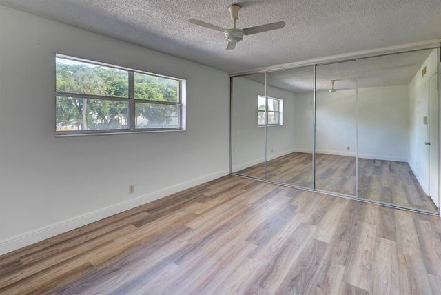 420 SE 2nd Avenue 23, Deerfield Beach, FL 33441