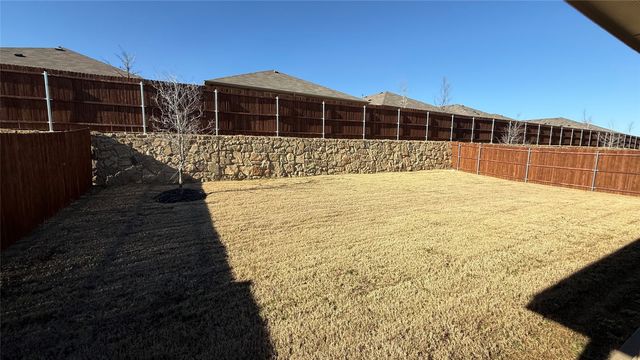 1926 COOKES Lane, Cleburne, TX 76033