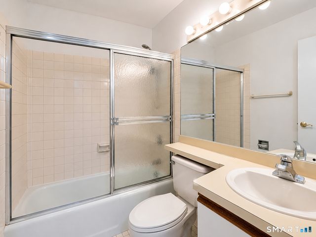970 Hope Street 1B, Stamford, CT 06907