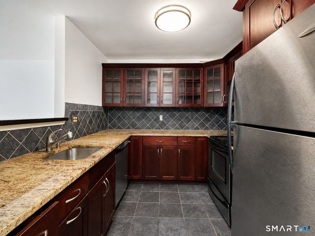 970 Hope Street 1B, Stamford, CT 06907