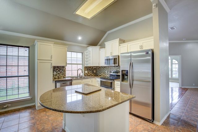 4637 Parkmount Drive, Fort Worth, TX 76137