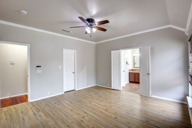 4637 Parkmount Drive, Fort Worth, TX 76137
