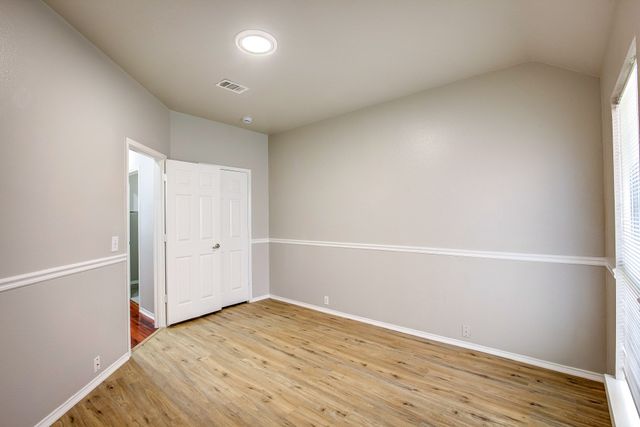 4637 Parkmount Drive, Fort Worth, TX 76137