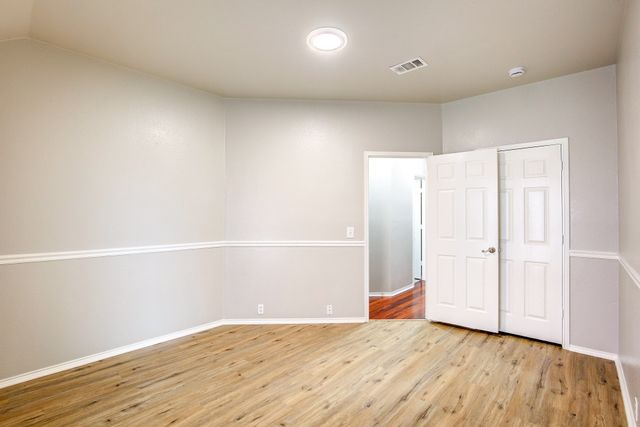 4637 Parkmount Drive, Fort Worth, TX 76137