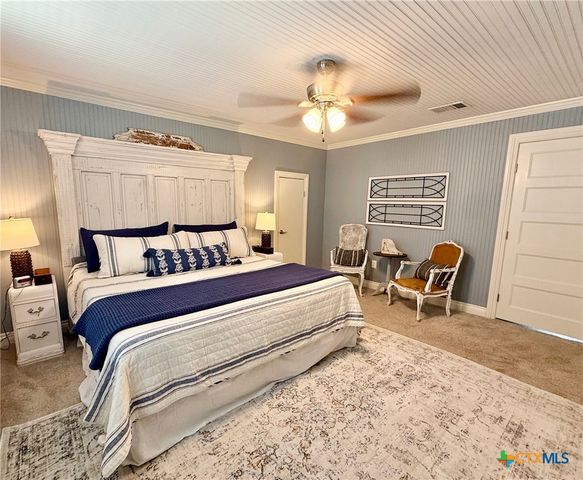 602 N Ridge Street, Hallettsville, TX 77964