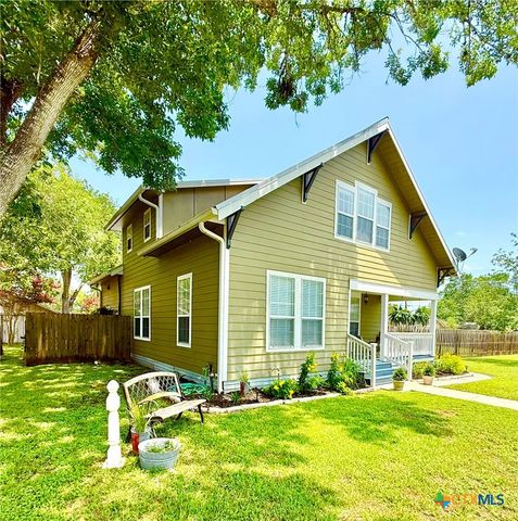 602 N Ridge Street, Hallettsville, TX 77964