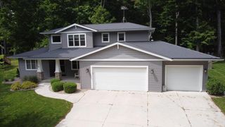 1038 Wood COURT, Sheboygan, WI 53081