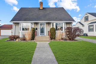 5910 Carol Avenue, Morton Grove, IL 60053