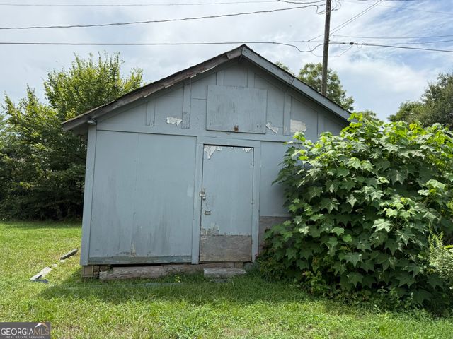 211 Snyder Avenue, Elberton, GA 30635