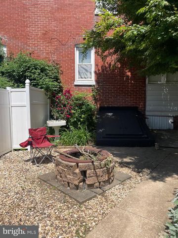 326 W MAIN ST, Dallastown, PA 17313