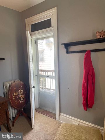 326 W MAIN ST, Dallastown, PA 17313