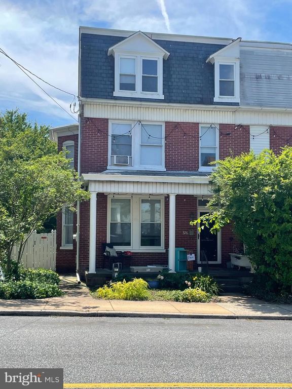 326 W MAIN ST, Dallastown, PA 17313