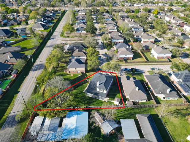 9904 Fair Brook Way, Pearland, TX 77584