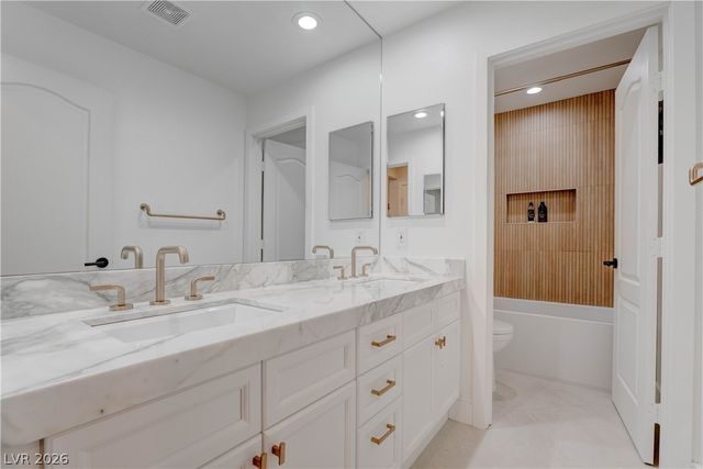 8584 Myrtle Flag Avenue, Las Vegas, NV 89178