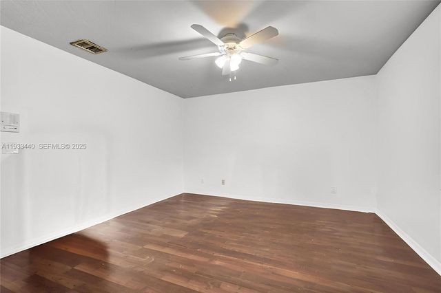 1046 Satinleaf St, Hollywood, FL 33019