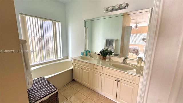 13444 SW 281st Ter, Homestead, FL 33033