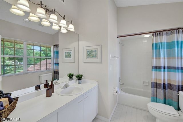 20190 Golden Panther DR 3, Estero, FL 33928