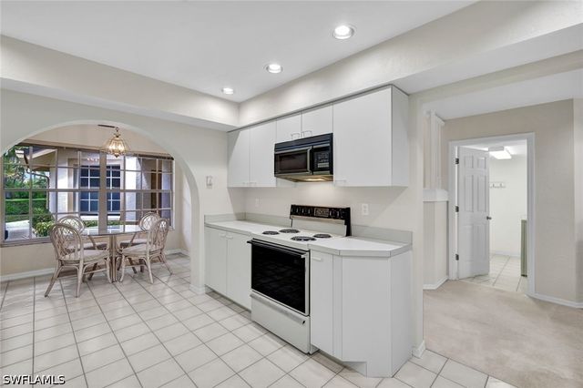 20190 Golden Panther DR 3, Estero, FL 33928