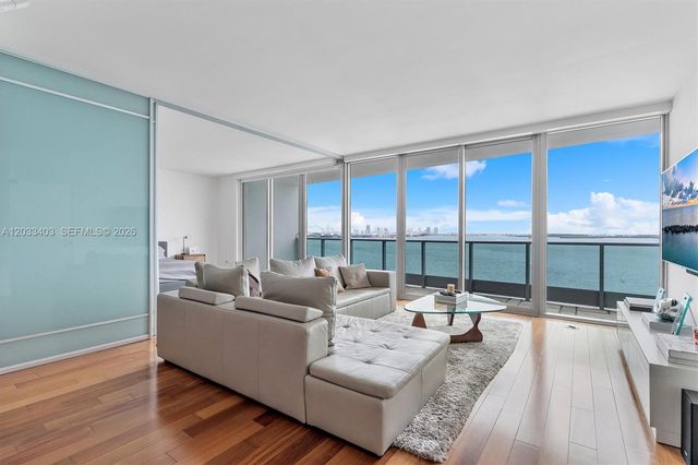 1331 Brickell Bay Drive 1409, Miami, FL 33131