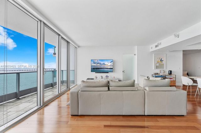 1331 Brickell Bay Drive 1409, Miami, FL 33131