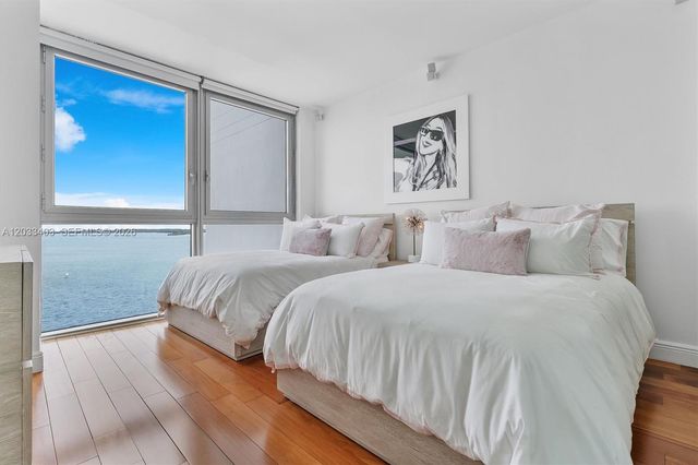 1331 Brickell Bay Drive 1409, Miami, FL 33131