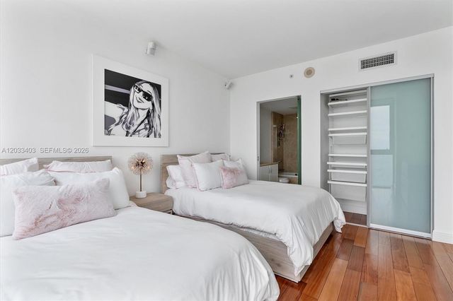 1331 Brickell Bay Drive 1409, Miami, FL 33131