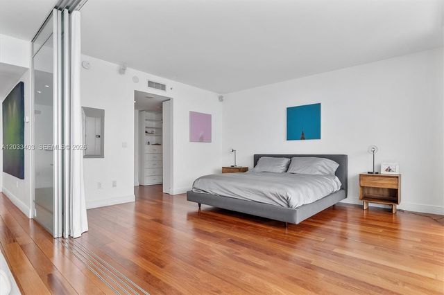 1331 Brickell Bay Drive 1409, Miami, FL 33131