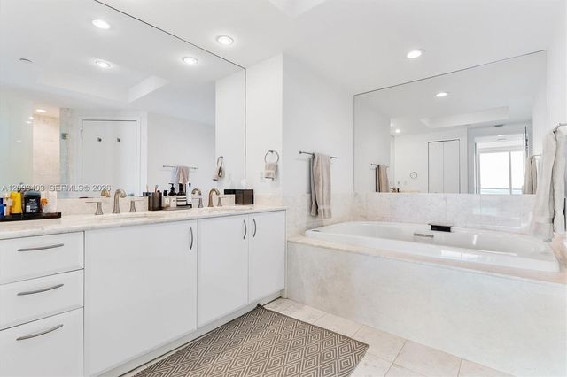 1331 Brickell Bay Drive 1409, Miami, FL 33131